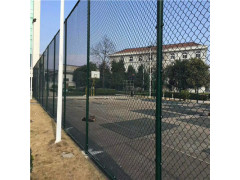 厂家供应体育场围网篮球场防护网 体育场护栏围网