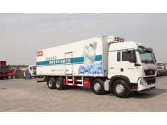 豪沃TX7（9米5冷鏈冷藏食品保溫運輸車）廠家銷售