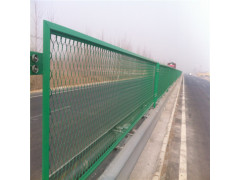菱形孔钢板网道路中间护栏网公路眩目护栏厂家现货高速公路防眩网