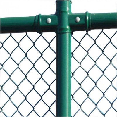 浸塑菱形网围栏体育场勾花护栏笼式足球场围网