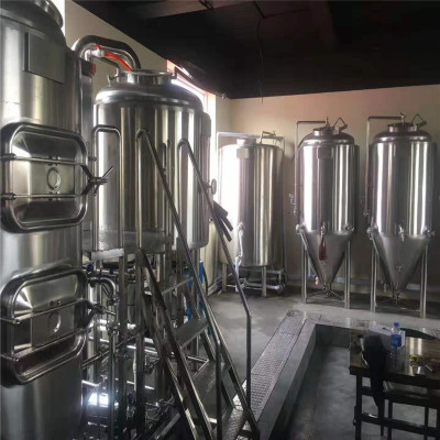 济南自酿啤酒设备酿酒啤酒设备 生产啤酒设备的工厂
